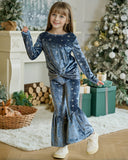 <img src="Blue-White-Snowflake-Velvet-Long-Sleeve-Top-Flare-Pants-Set.jpg" alt="Blue White Snowflake Velvet Long Sleeve Top Flare Pants Set" loading="lazy">