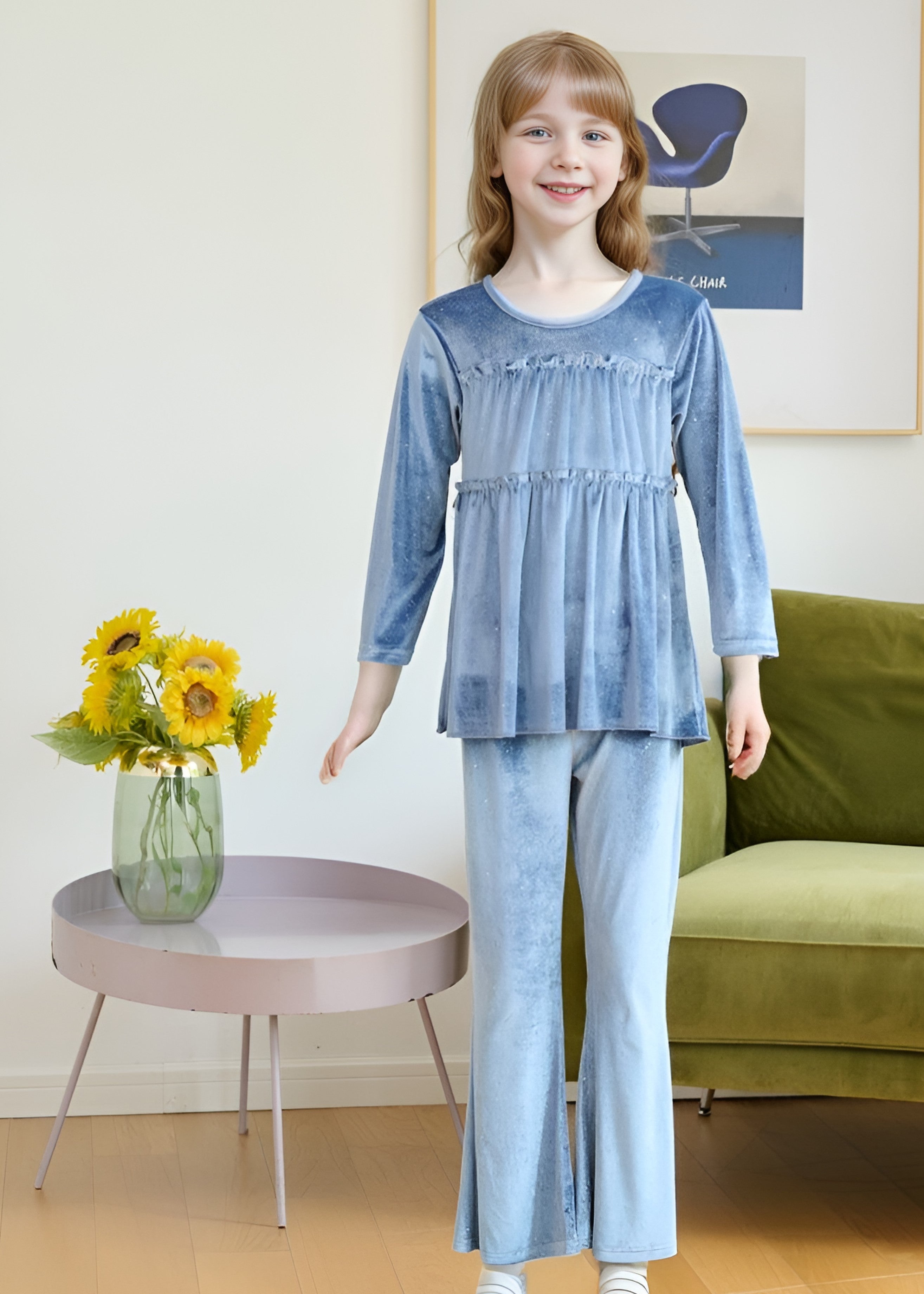 <img src="Blue-Glitter-Tiered-Boatneck-Top-Flare-Leggings.jpg" alt="Blue Glitter Tiered Boatneck Top Flare Leggings" loading="lazy">