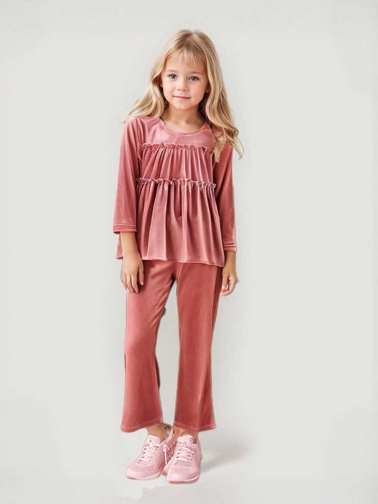 <img src="Pink-Tiered-Boatneck-Top-Flare-Leggings.jpg" alt="Pink Tiered Boatneck Top Flare Leggings" loading="lazy">