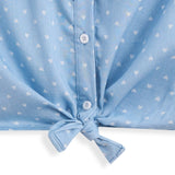 <img src="Blue-White-Heart-Tie-Hem-Sleeveless-Button-Up.jpg" alt="Blue White Heart Tie Hem Sleeveless Button-Up" loading="lazy">